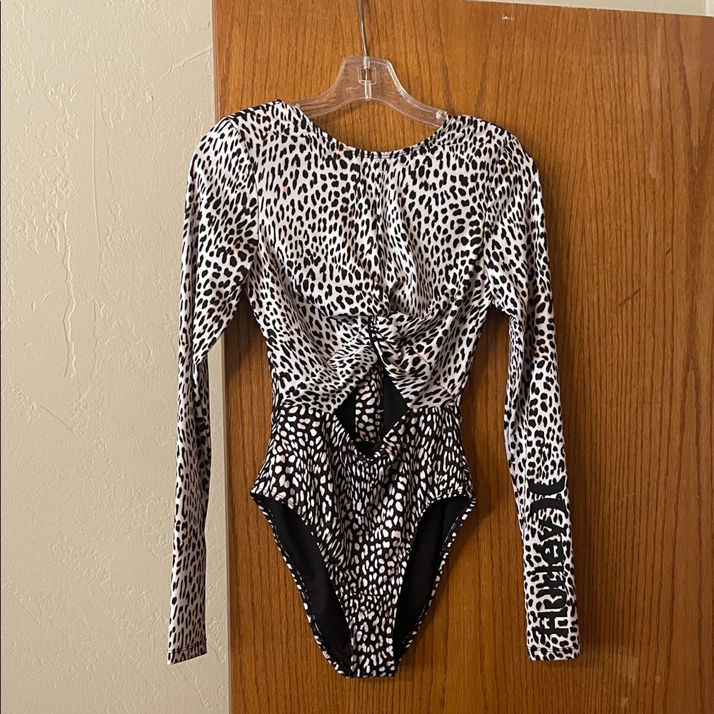Hurley Black & White Animal Print Long-Sleeve One-Piece Swimsuit small